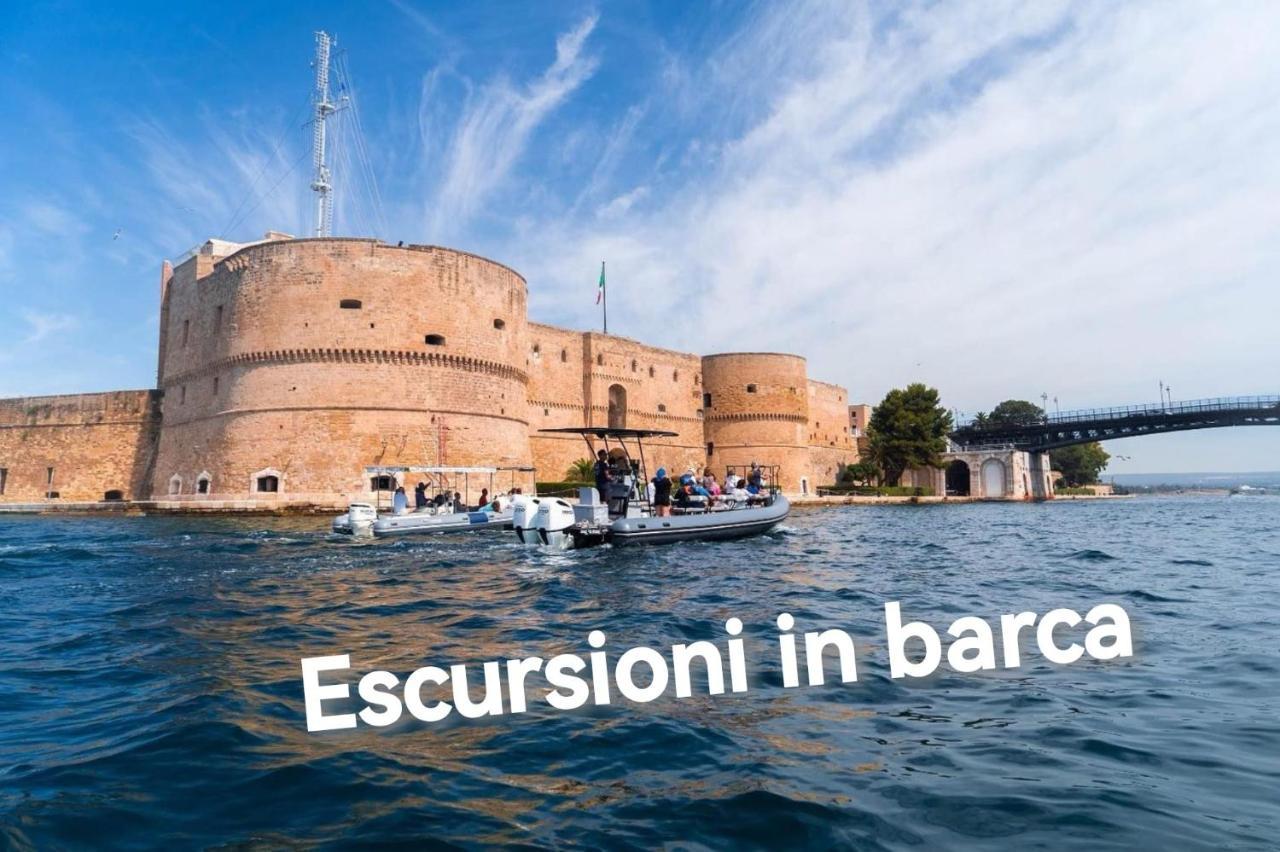 La Piazza Villa San Giorgio Ionico Esterno foto